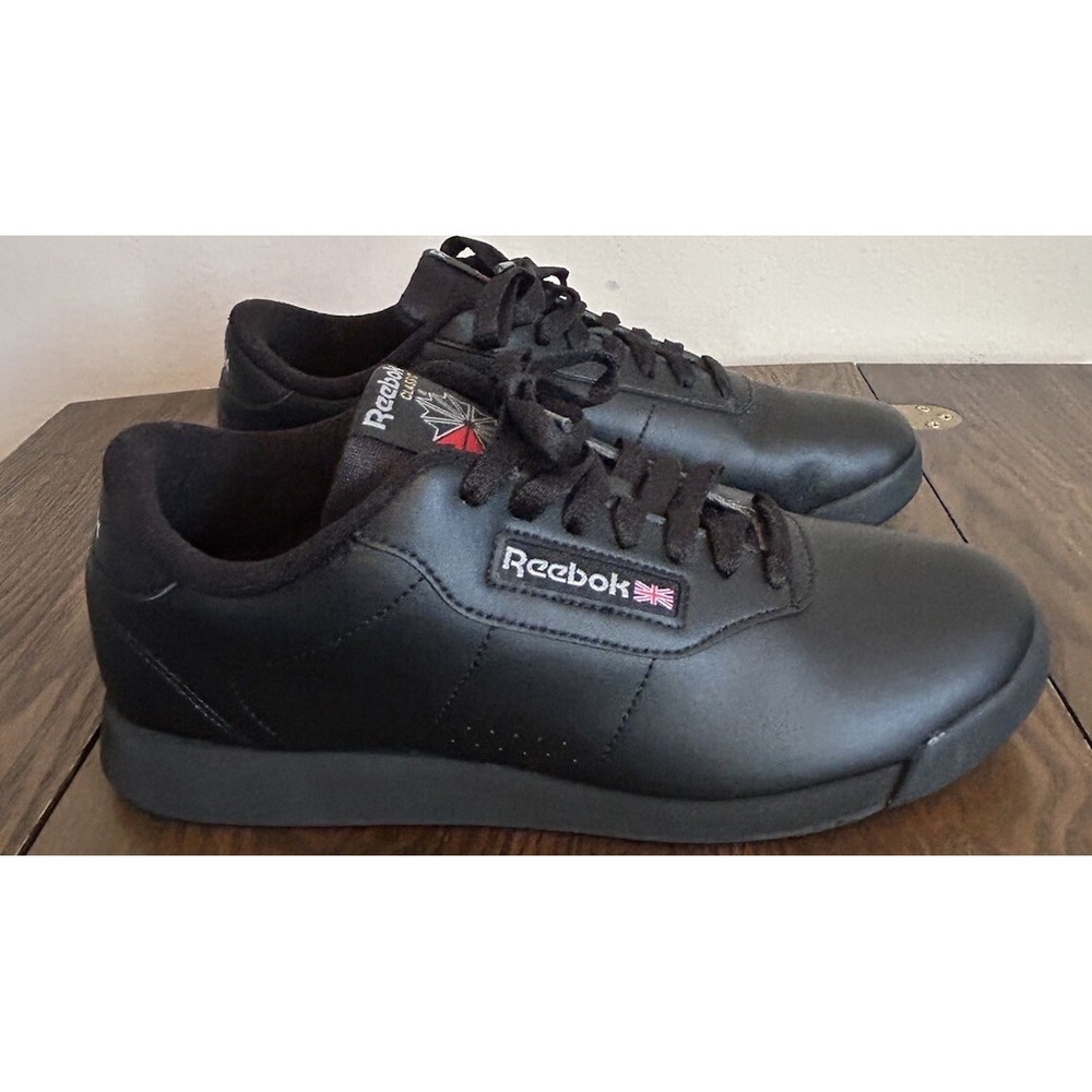 Reebok Women's Low Classic Princess Black Sneakers Size 9.5